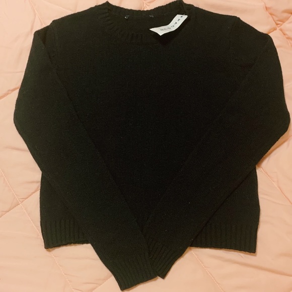 Brandy Melville Sweaters - nwt brandy sweater